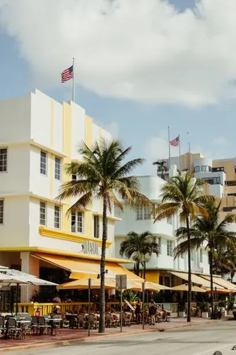 Art Deco architecture with palm trees on Ocean Drive, Miami Beach